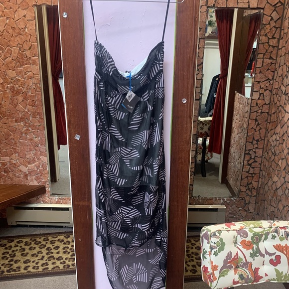 NWT Volcom Maxi Dress SIZE XS $85 - Picture 3 of 7